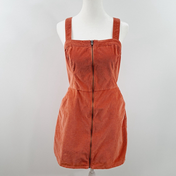 Ohana Classics Dresses & Skirts - Hollister Rust Corduroy Dress Size Medium Full Zip Pockets Adjustable Straps